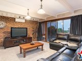 https://images.listonce.com.au/custom/160x/listings/18-the-parkway-chirnside-park-vic-3116/482/01529482_img_05.jpg?lIgnW_dGICw