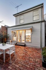 https://images.listonce.com.au/custom/160x/listings/18-trafford-street-brunswick-vic-3056/784/01689784_img_20.jpg?ZWL1qcpjsPQ