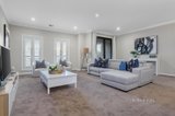 https://images.listonce.com.au/custom/160x/listings/18-trevor-court-mount-waverley-vic-3149/922/01414922_img_05.jpg?toIPkSRUslI