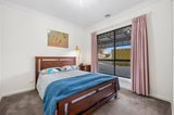 https://images.listonce.com.au/custom/160x/listings/18-victoria-street-kyneton-vic-3444/376/01727376_img_08.jpg?CKMapkJNw4M