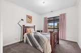 https://images.listonce.com.au/custom/160x/listings/18-victoria-street-kyneton-vic-3444/376/01727376_img_11.jpg?lRPp9nNrXwc