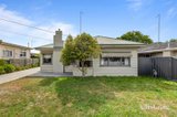 https://images.listonce.com.au/custom/160x/listings/18-victory-avenue-alfredton-vic-3350/109/01978109_img_13.jpg?99WP30J87-g