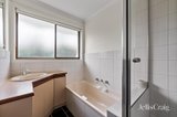 https://images.listonce.com.au/custom/160x/listings/18-waratah-street-seaholme-vic-3018/993/01971993_img_08.jpg?R6ub8I3-mQA
