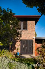 https://images.listonce.com.au/custom/160x/listings/18-westbank-terrace-richmond-vic-3121/541/01888541_img_15.jpg?E4LyCmgsS3o
