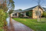 https://images.listonce.com.au/custom/160x/listings/18-weymar-street-cheltenham-vic-3192/460/01064460_img_01.jpg?PH8gVIA-2-s