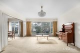 https://images.listonce.com.au/custom/160x/listings/18-wild-life-parade-balwyn-north-vic-3104/119/01752119_img_05.jpg?6JQoeqHNt0Q