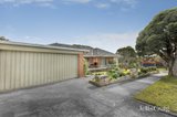 https://images.listonce.com.au/custom/160x/listings/18-wild-life-parade-balwyn-north-vic-3104/119/01752119_img_08.jpg?OwYABxKi8xg