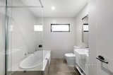 https://images.listonce.com.au/custom/160x/listings/18-woodstock-crescent-ivanhoe-vic-3079/218/01079218_img_07.jpg?U4IKPAjZDkY