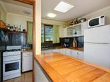 https://images.listonce.com.au/custom/160x/listings/18-yarra-street-yarra-glen-vic-3775/391/01525391_img_07.jpg?ZY5HouIbRgI