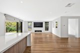 https://images.listonce.com.au/custom/160x/listings/18-yeaman-road-montrose-vic-3765/369/01574369_img_05.jpg?PICHJnbvyxo