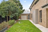 https://images.listonce.com.au/custom/160x/listings/18-yeaman-road-montrose-vic-3765/369/01574369_img_15.jpg?hLhoxP904OA