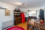 https://images.listonce.com.au/custom/160x/listings/18-york-street-golden-point-vic-3350/474/01739474_img_07.jpg?zPn3H3S1ik0