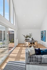 https://images.listonce.com.au/custom/160x/listings/180-autumn-street-geelong-west-vic-3218/013/01648013_img_21.jpg?Z5ioo2P34Cs