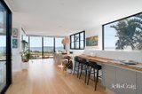 https://images.listonce.com.au/custom/160x/listings/180-beach-road-parkdale-vic-3195/981/01950981_img_05.jpg?R18o6kzcfrs