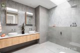 https://images.listonce.com.au/custom/160x/listings/180-beach-road-parkdale-vic-3195/981/01950981_img_12.jpg?JrqhGIhh5FA