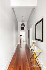 https://images.listonce.com.au/custom/160x/listings/180-canterbury-road-middle-park-vic-3206/502/01980502_img_08.jpg?SywuN6laai8
