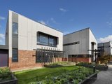 https://images.listonce.com.au/custom/160x/listings/180-clyde-street-thornbury-vic-3071/675/00702675_img_13.jpg?IxbkfGe-d7o