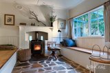 https://images.listonce.com.au/custom/160x/listings/180-golden-point-road-golden-point-vic-3451/522/01970522_img_02.jpg?tvIcrYRcMEA