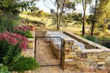 https://images.listonce.com.au/custom/160x/listings/180-golden-point-road-golden-point-vic-3451/522/01970522_img_18.jpg?_vt-b9lPByU