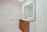 https://images.listonce.com.au/custom/160x/listings/180-mount-dandenong-road-ringwood-east-vic-3135/480/01976480_img_07.jpg?hyWfnmN0Jj4