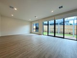 https://images.listonce.com.au/custom/160x/listings/180-oban-road-ringwood-vic-3134/737/01914737_img_05.jpg?mUmGjWAxqIQ