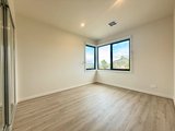 https://images.listonce.com.au/custom/160x/listings/180-oban-road-ringwood-vic-3134/737/01914737_img_08.jpg?FnjHROLTgLU