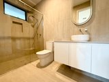 https://images.listonce.com.au/custom/160x/listings/180-oban-road-ringwood-vic-3134/737/01914737_img_12.jpg?Uu4z0C3EOps