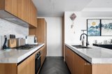 https://images.listonce.com.au/custom/160x/listings/180339-park-street-south-melbourne-vic-3205/067/01736067_img_06.jpg?QnRZ0rYcxP0