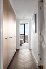 https://images.listonce.com.au/custom/160x/listings/180339-park-street-south-melbourne-vic-3205/067/01736067_img_10.jpg?U4kVTLhnUmY