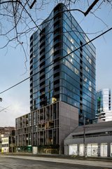https://images.listonce.com.au/custom/160x/listings/180339-park-street-south-melbourne-vic-3205/067/01736067_img_22.jpg?oLQOXTSvqjM