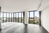 https://images.listonce.com.au/custom/160x/listings/180339-park-street-south-melbourne-vic-3205/652/01796652_img_11.jpg?taMCnewF0yc