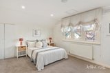 https://images.listonce.com.au/custom/160x/listings/181-cotham-road-kew-vic-3101/488/01821488_img_12.jpg?tciIPw__GA0