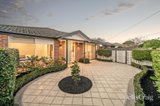 https://images.listonce.com.au/custom/160x/listings/181-elsie-grove-edithvale-vic-3196/465/01974465_img_02.jpg?c_1GZbNtDkI