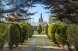 https://images.listonce.com.au/custom/160x/listings/1814-ballan-daylesford-road-korweinguboora-vic-3461/438/01927438_img_25.jpg?INF1z585TR8