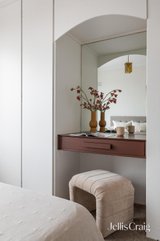 https://images.listonce.com.au/custom/160x/listings/1818-south-terrace-clifton-hill-vic-3068/235/01951235_img_06.jpg?WvayZL8epX4