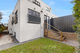 https://images.listonce.com.au/custom/160x/listings/182-esplanade-brighton-vic-3186/306/01923306_img_22.jpg?8kCz421NhKg