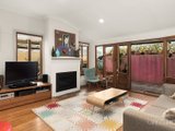 https://images.listonce.com.au/custom/160x/listings/182-nelson-road-south-melbourne-vic-3205/271/01087271_img_02.jpg?-NOPNYn7hzI