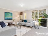 https://images.listonce.com.au/custom/160x/listings/182-sherlock-road-croydon-vic-3136/338/01526338_img_05.jpg?2QR1qcPC8QQ