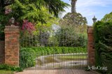 https://images.listonce.com.au/custom/160x/listings/1821-1825-sturt-street-alfredton-vic-3350/831/01983831_img_05.jpg?z4y8Xw2ktvQ