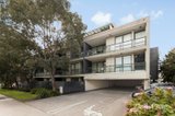 https://images.listonce.com.au/custom/160x/listings/18280-blackburn-road-glen-waverley-vic-3150/695/01971695_img_14.jpg?UDmRRH6Rj3o
