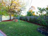 https://images.listonce.com.au/custom/160x/listings/183-bedford-road-ringwood-east-vic-3135/298/00620298_img_10.jpg?t5MlDqLpeA0