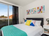 https://images.listonce.com.au/custom/160x/listings/18323-beaconsfield-parade-st-kilda-west-vic-3182/180/01087180_img_05.jpg?11Gakf2M2j8