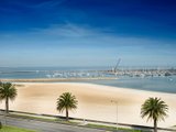 https://images.listonce.com.au/custom/160x/listings/18323-beaconsfield-parade-st-kilda-west-vic-3182/180/01087180_img_08.jpg?OGtx_dcd3wo