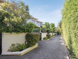 https://images.listonce.com.au/custom/160x/listings/1836-anderson-road-hawthorn-east-vic-3123/475/00976475_img_09.jpg?a38IQ2T3mjA