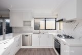 https://images.listonce.com.au/custom/160x/listings/184-bruce-street-preston-vic-3072/328/01931328_img_09.jpg?HDuLZjSnPPs