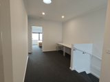 https://images.listonce.com.au/custom/160x/listings/184-central-parkway-cranbourne-west-vic-3977/120/01606120_img_07.jpg?aPr-L--Kguw