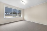 https://images.listonce.com.au/custom/160x/listings/184-oban-road-ringwood-north-vic-3134/869/01949869_img_03.jpg?mgI6-OmMwSA