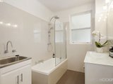 https://images.listonce.com.au/custom/160x/listings/18557-glenferrie-road-hawthorn-vic-3122/135/01087135_img_06.jpg?pvpwFmpRAvM