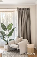 https://images.listonce.com.au/custom/160x/listings/186-albenca-street-cheltenham-vic-3192/392/01987392_img_07.jpg?MlOeWgQwi5U