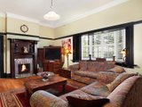 https://images.listonce.com.au/custom/160x/listings/186-alma-road-st-kilda-vic-3182/984/01792984_img_06.jpg?cdRJPCAWiqI